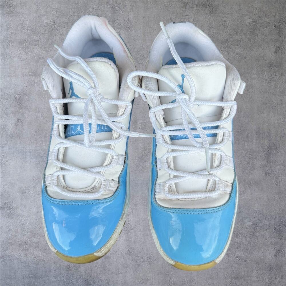 Jordan 11 Retro Low University Blue UNC White 505835-106 Size 3Y GS Sneakers